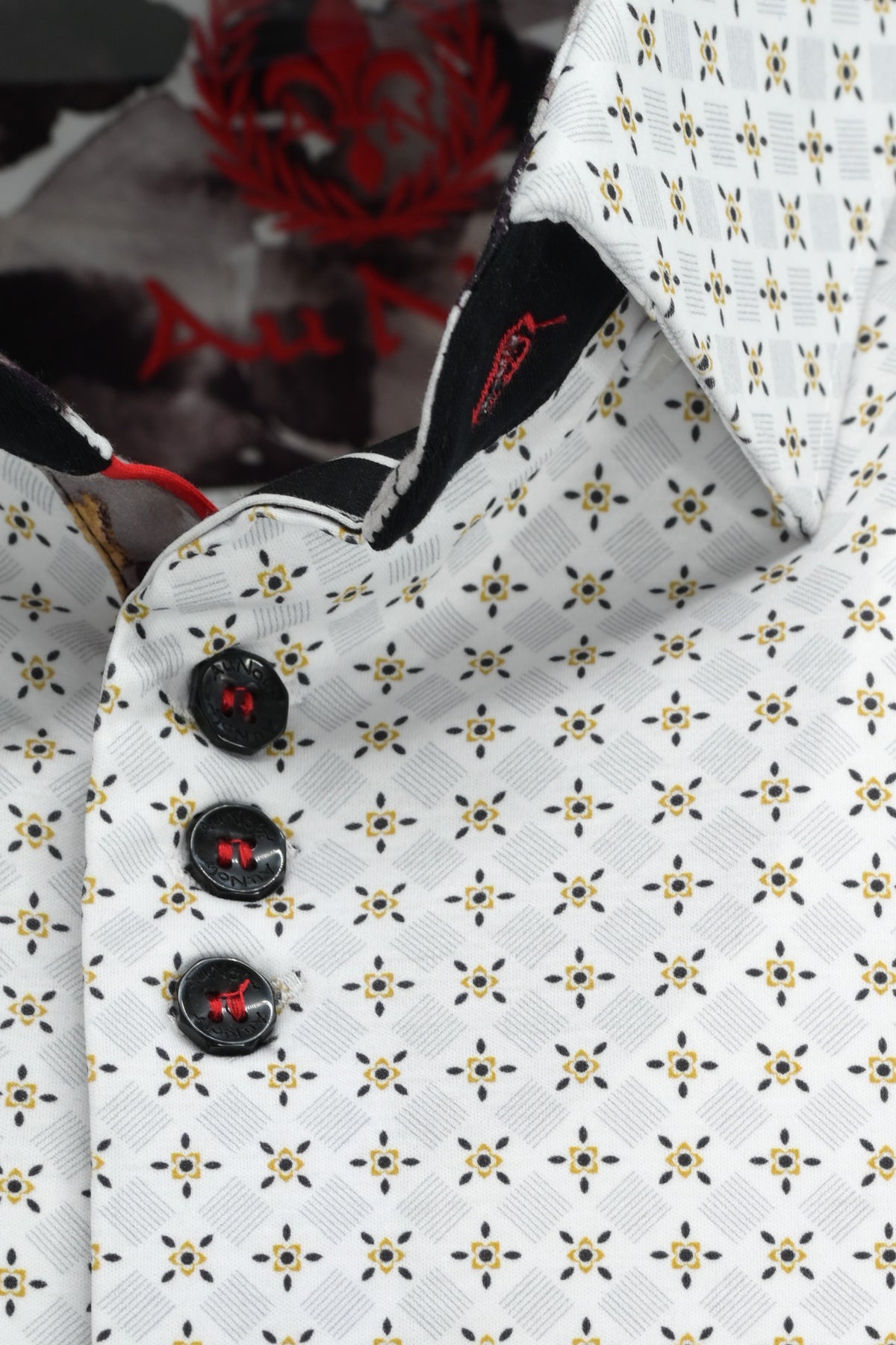 Au Noir Shirt - Genesis White