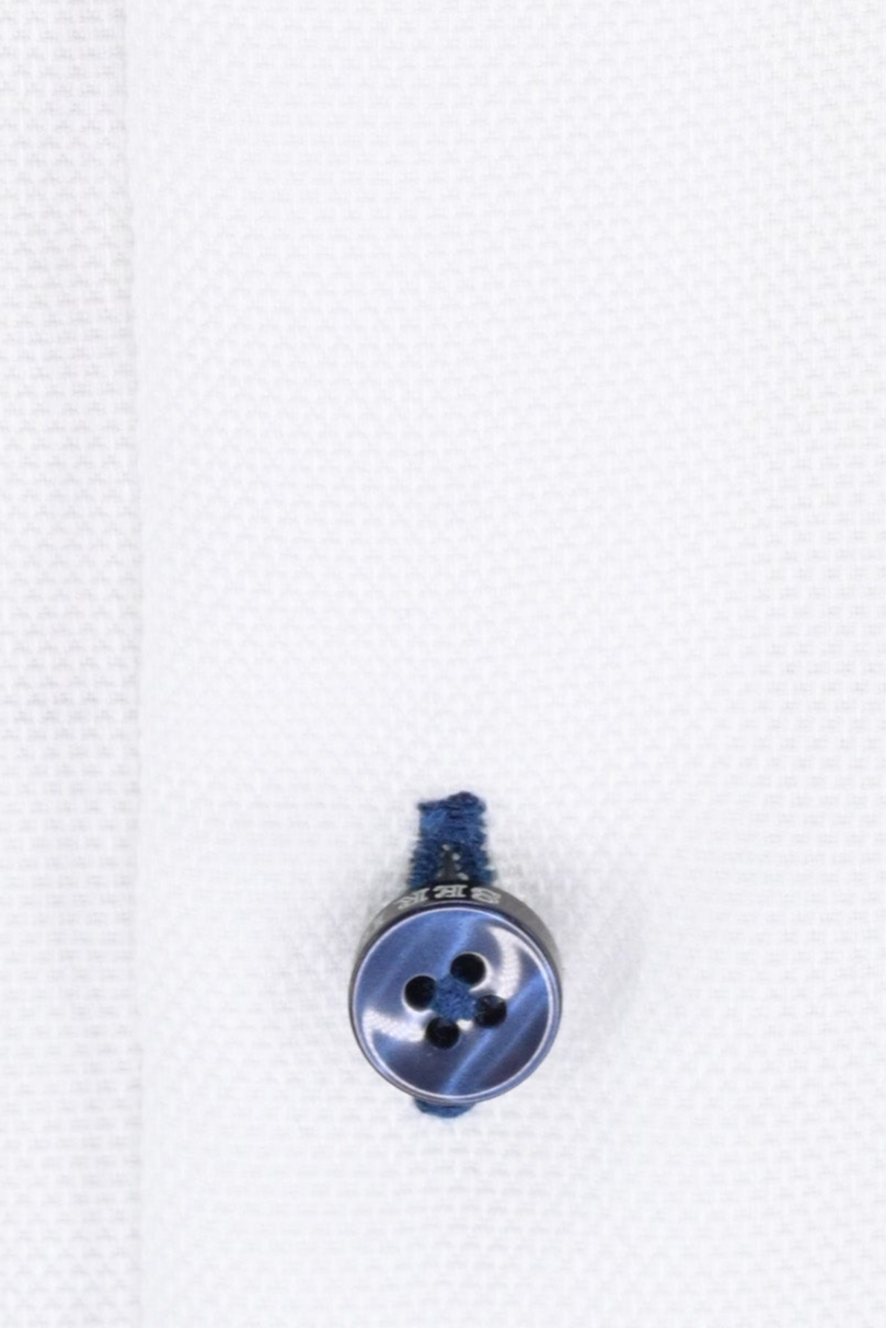 Serica Dress Shirt - Solid White / Navy Buttons