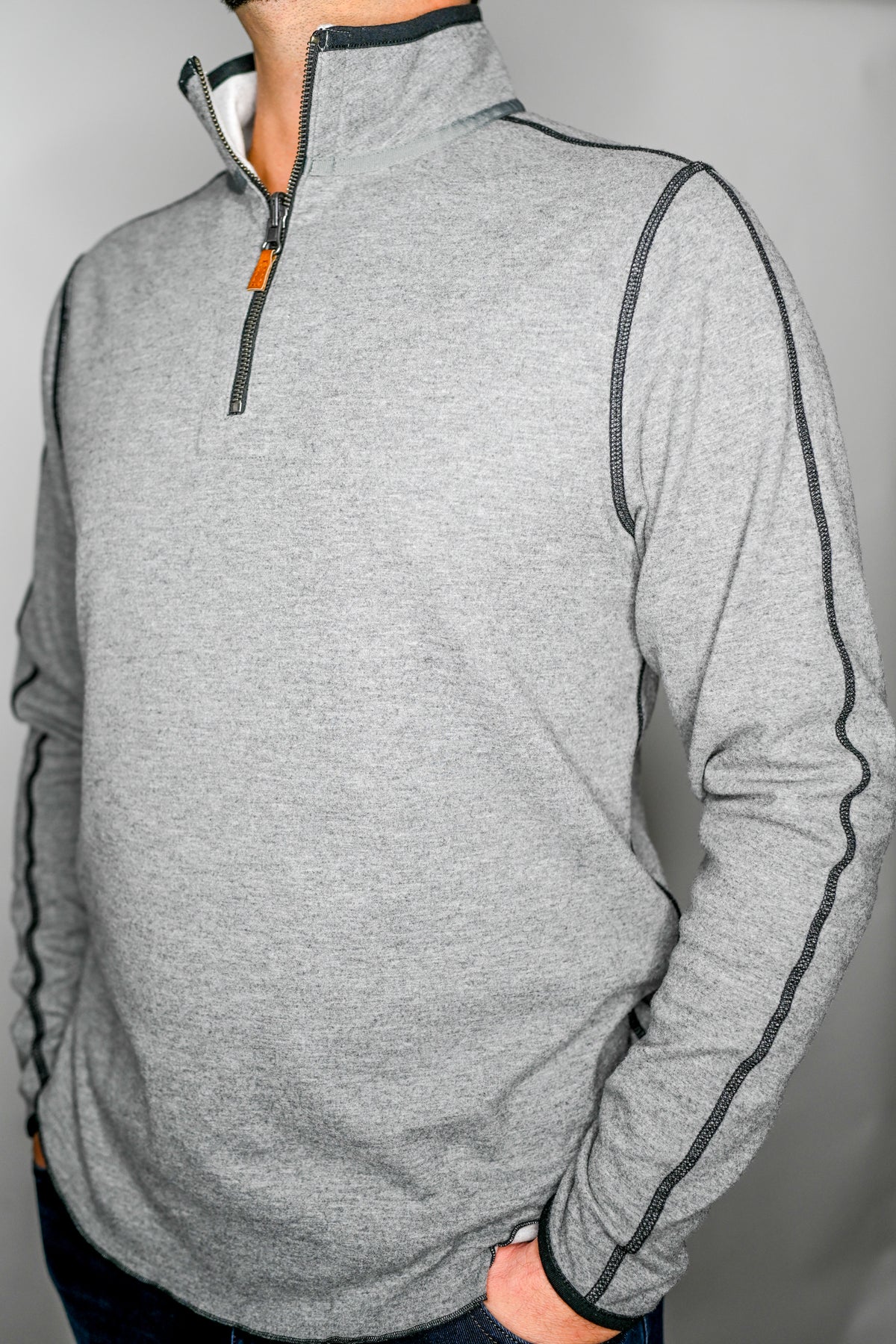 F. COAST SWEATER
